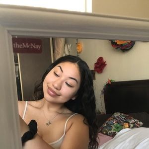 Meet your Posher, Bella